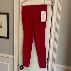 Lululemon Women’s Swift Speed HR Tight 28”Red